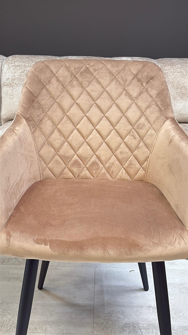 Lot de 2 chaises matelassées taupe – Assise anti-tache, pieds métal noir