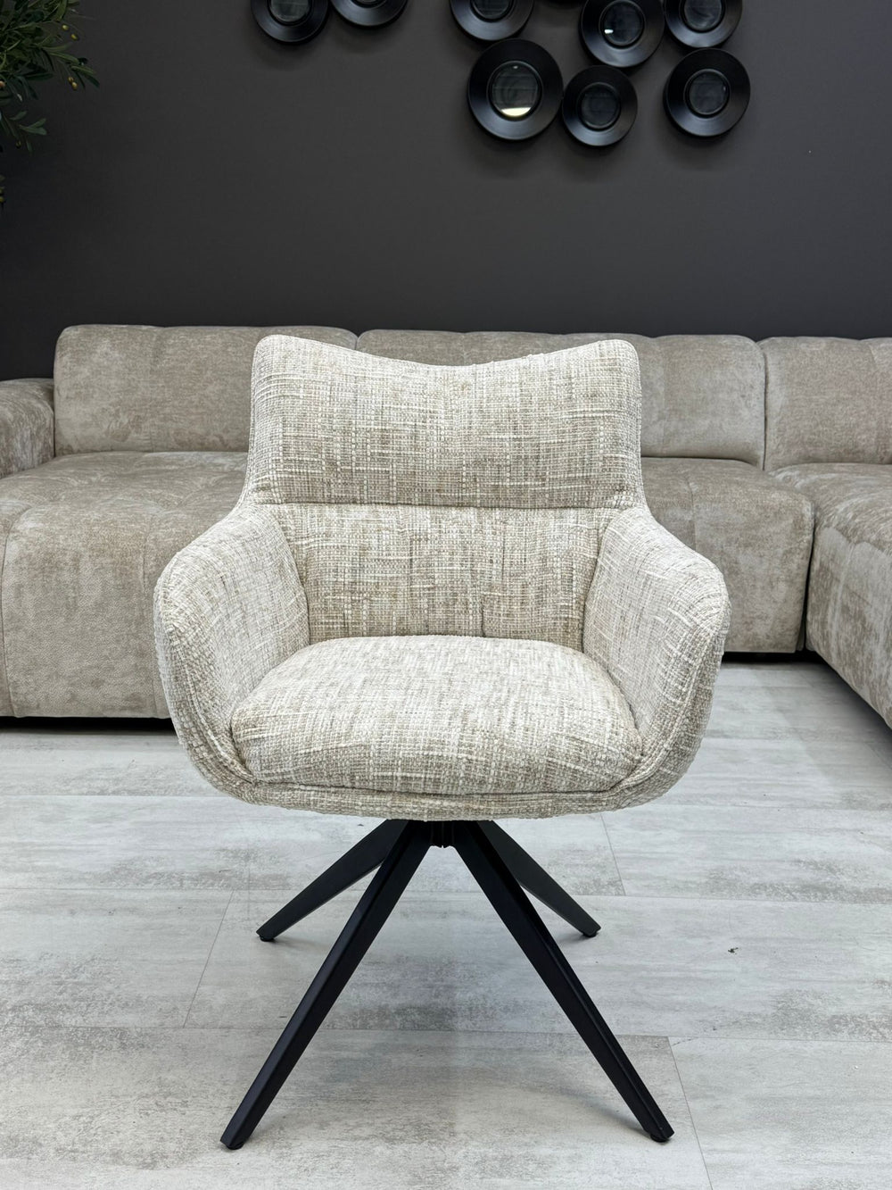 Lot de 2 fauteuils pivotants design beige – Pieds noirs croisés