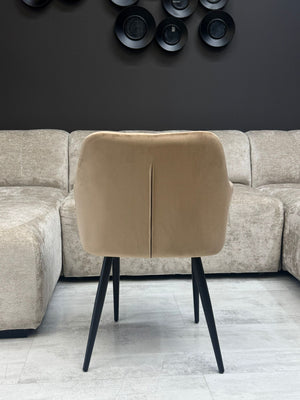 Lot de 2 chaises capitonnées taupe – Assise anti-tache, pieds métal noir